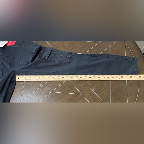 Spanx Stretch Twill Ankle Cargo Pant Washed Black Size Small NWT - Picture 4 of 11